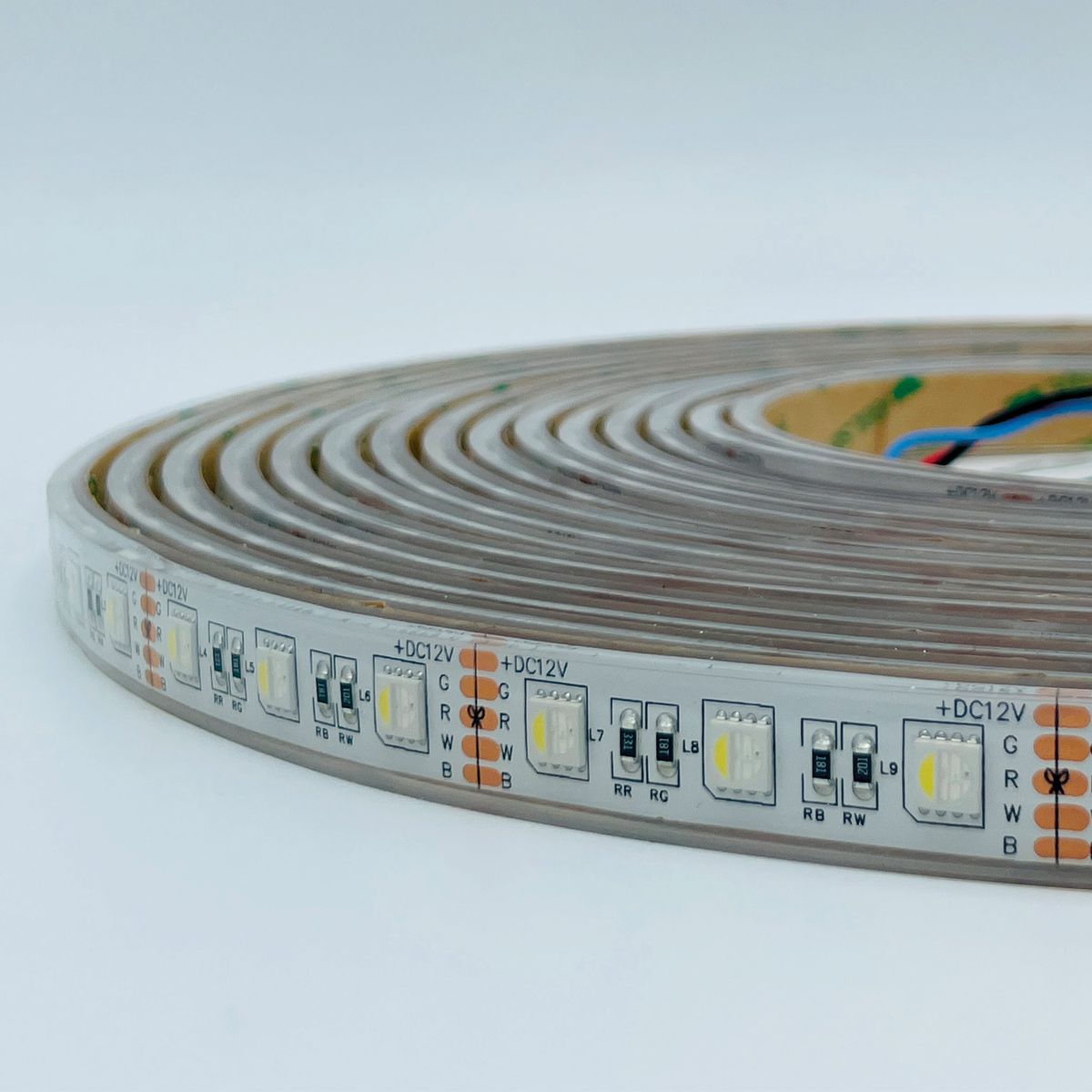 фото светодиодная лента favourite 12w/m 60led/m 5050smd rgb 5m 2001-71220 | 220svet.ru